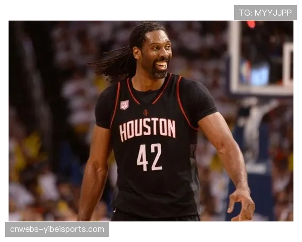 荷兰前锋加克波伤愈复出，欧冠表现获认可